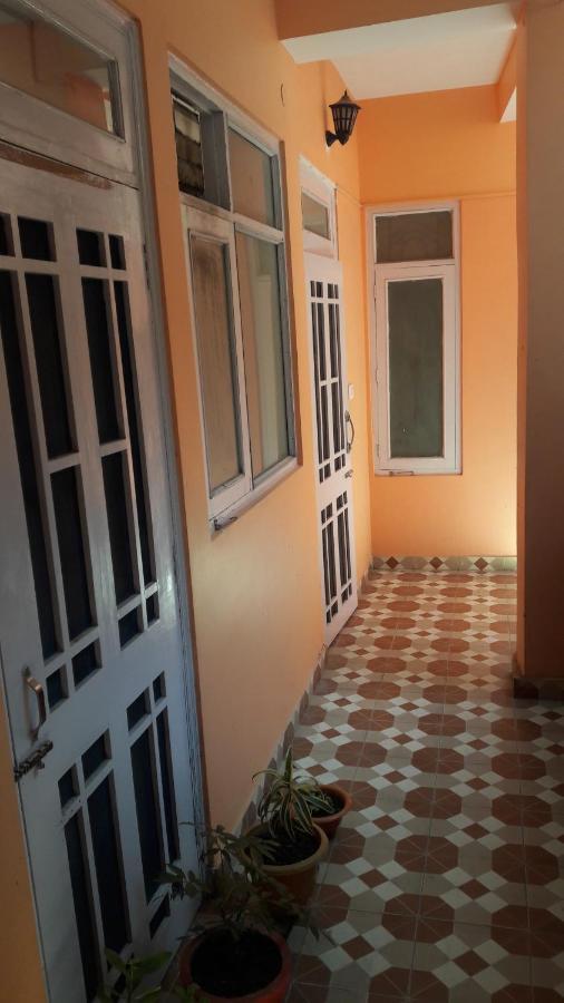 Deluxe Homestay Apartments With Kitchen In Shimla Exterior photo